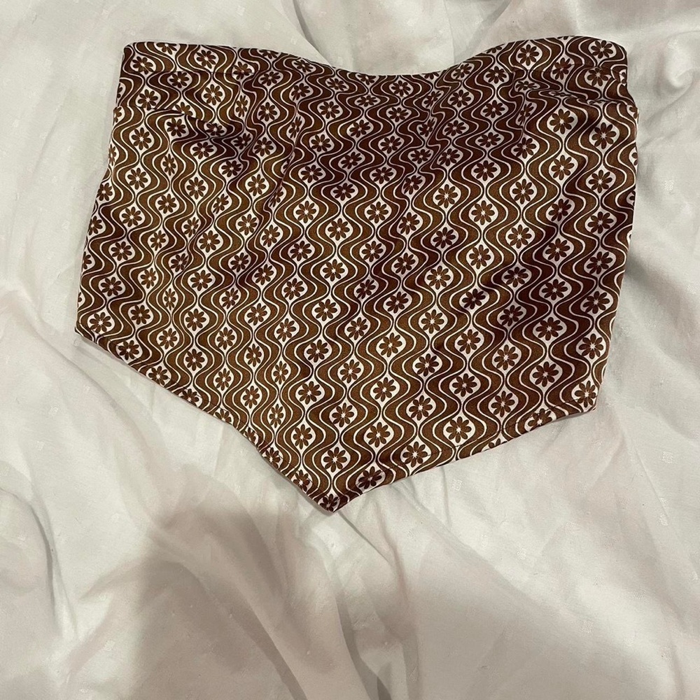 Hollister Bandanna top!!